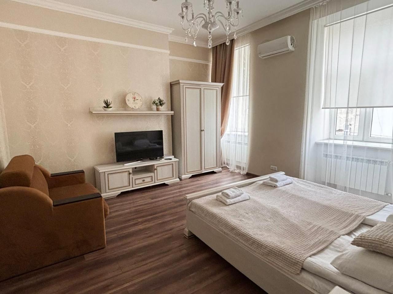 Apartament Historical Center Of Lwów Zewnętrze zdjęcie